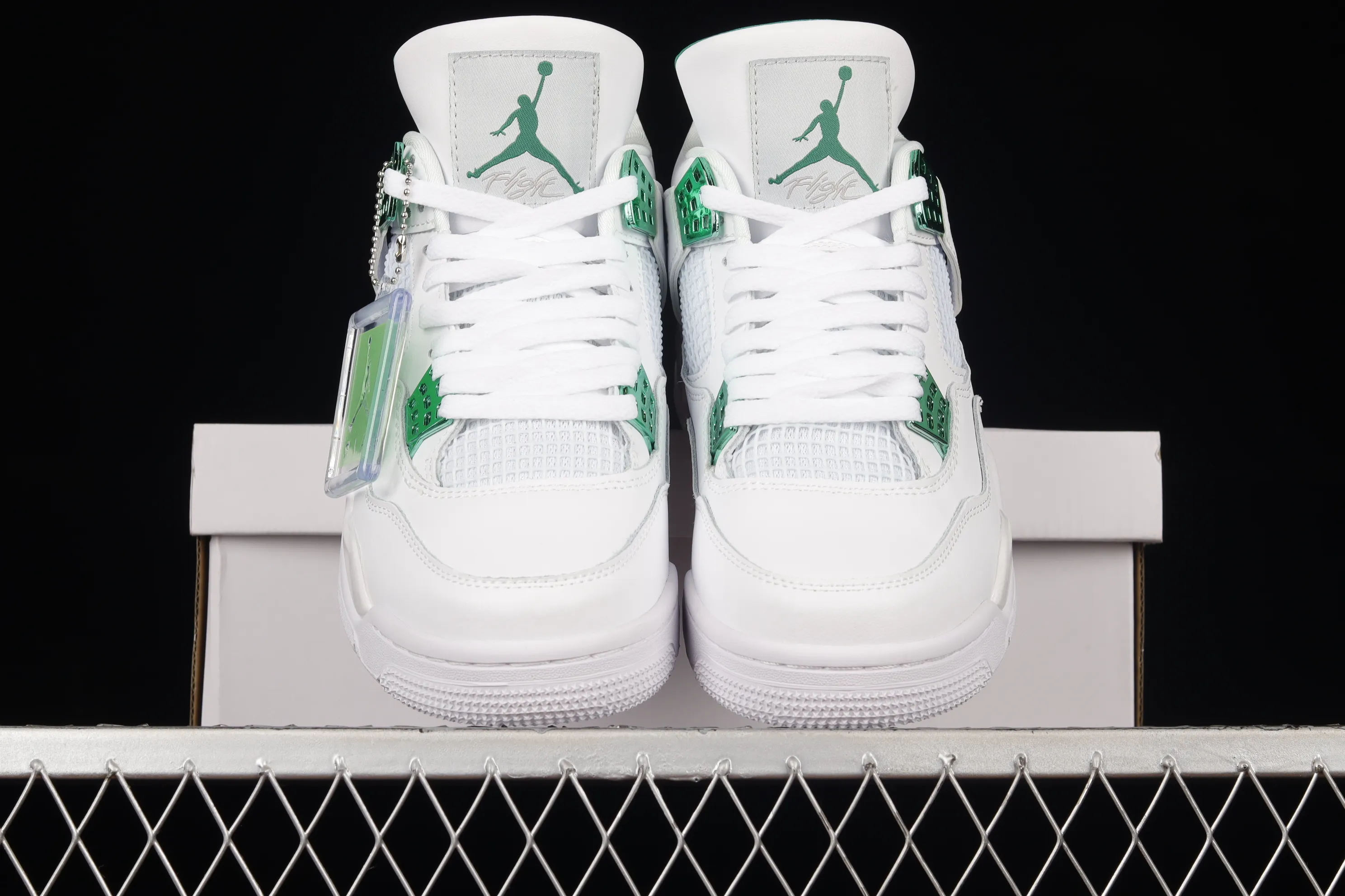 All categories Air Jordan Jordan series basketball shoes Air Jordan 4 F version Air Jordan 4 "Pine Green" AJ4 Joe 4 white and green first layer genuine label CT8527-113